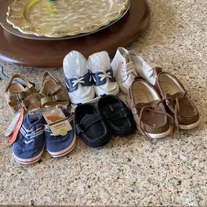 Assorted styles and sizes infant/doll shoes. Sizes 0-3-5